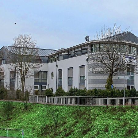 Plaza Suites Ruesselsheim Exterior photo